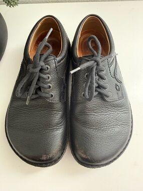 Birkenstock QO 500 women size 5 Black Leather Lace-Up Sneakers